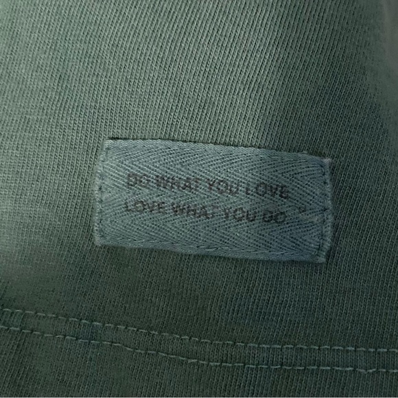 Life Is Good, Namaste, long sleeved, V-neck women’s top size XXL- women’s - Picture 3 of 6